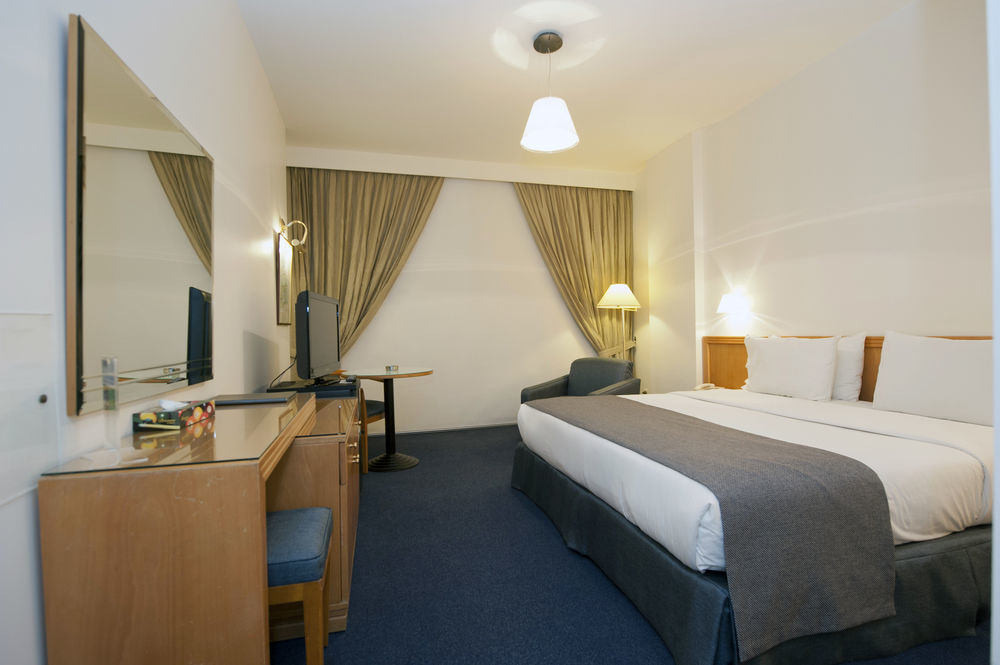 Hotel Cavalier Bejrút Kültér fotó